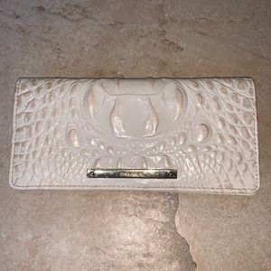 Brahmin Wallet